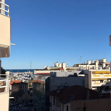 2 Pièces Gare Proche Port Appartamento Antibes